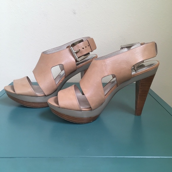 MMK tan leather platform sandals, size 8.5 - Picture 2 of 5